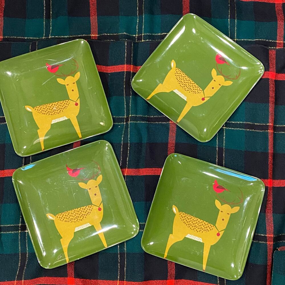 Reindeer Set of 4 Kids Green Square Plastic Snack/Lunch Plates 8-1/2"